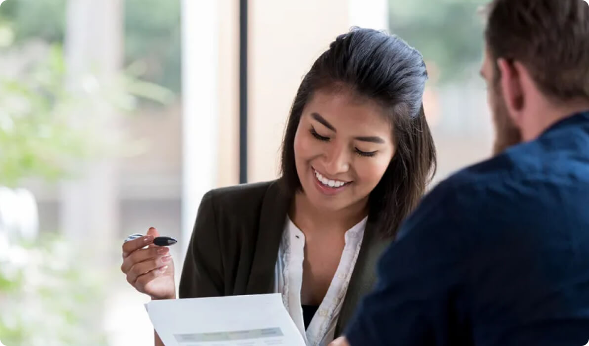 Employee assisting member